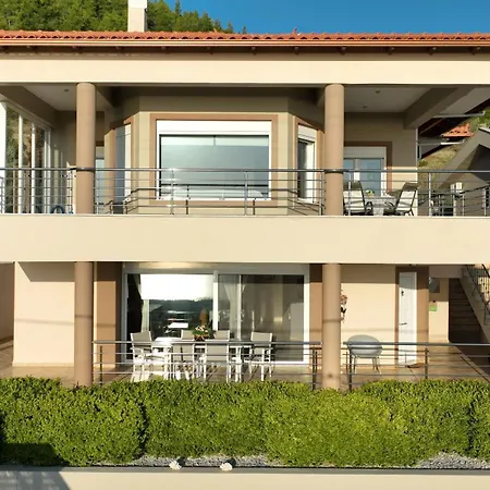 Lila's Villa *